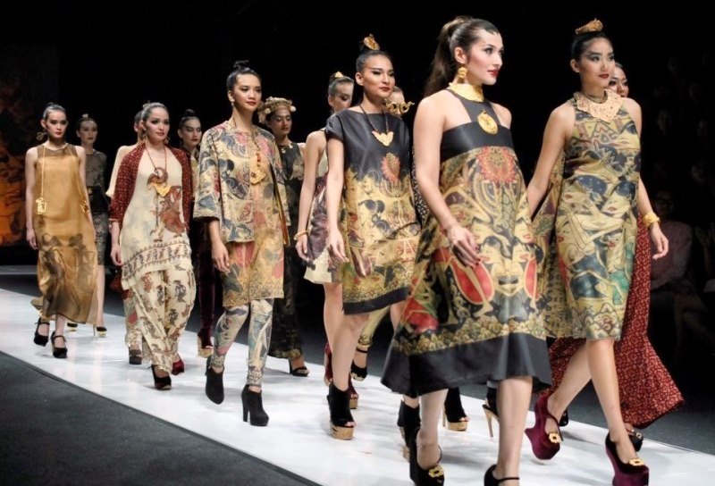 Fashion Batik: Menggali Kekayaan Budaya dalam Setiap Desain